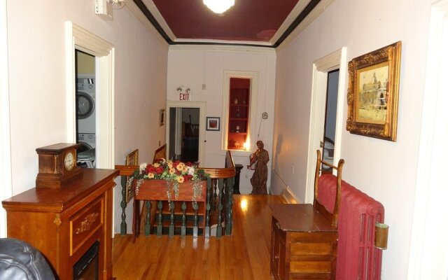 A Tanners Home Inn Bed and Breakfast