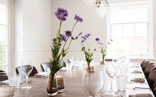 Beverley Arms Hotel