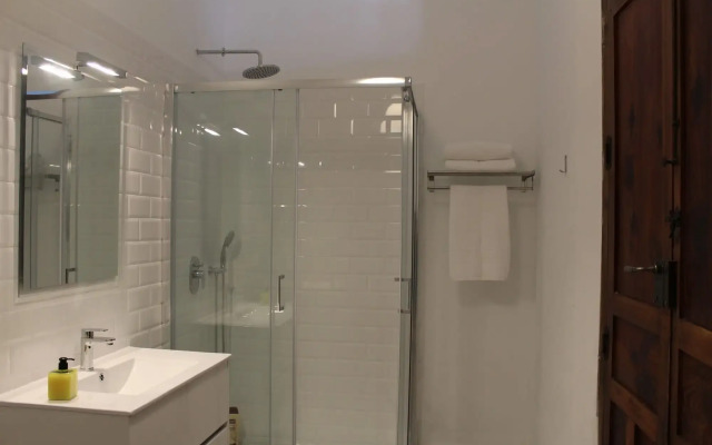 NWT Paradise Urban Hostel