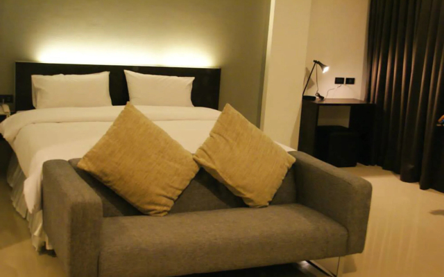 Izen Budget Hotel & Residence