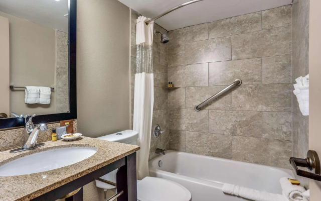 IBAN Hotel, Trademark Collection by Wyndham