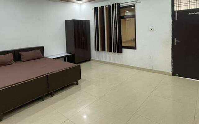 Fabhotel Kalawati Palace