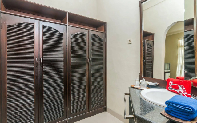 ZEN Rooms Seminyak Taman Petitenget