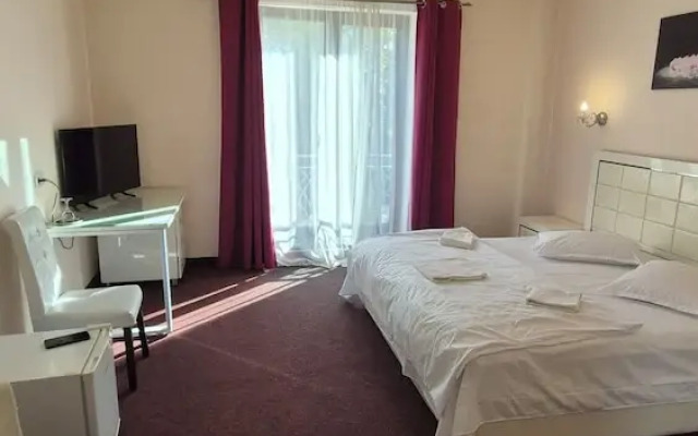 Hotel Imperial Timisoara by JR