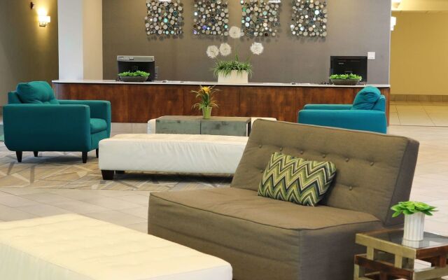 DoubleTree by Hilton Omaha Southwest