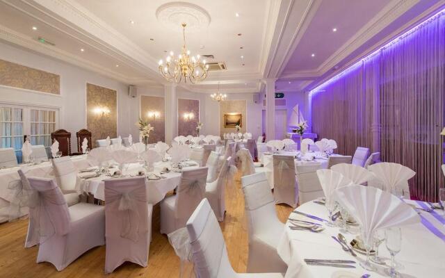 Royal Hotel