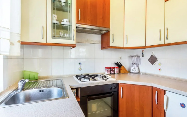 Detached 6 Bedroom House with Private Pool near Ližnjan