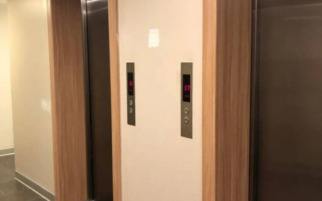 1 1 Balcony Deluxe Apart - Near Mall of Istanbul