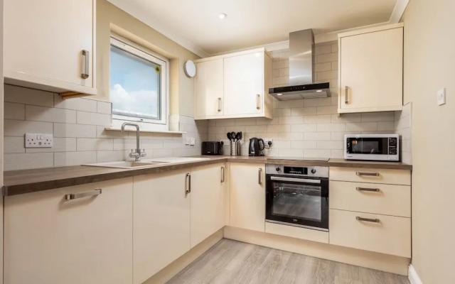 Old Prestwick View - Donnini Apartments