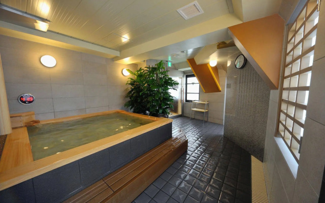 Global Cabin Tokyo Gotanda
