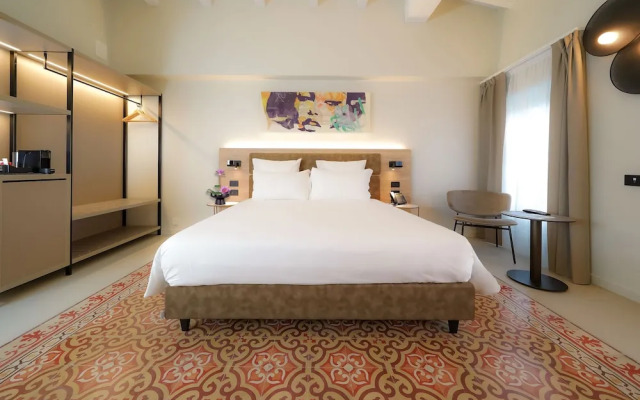 Bergamo Inn 21