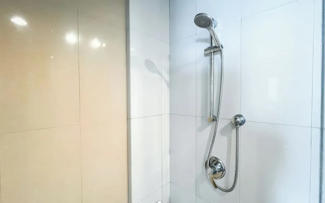 Spacious and Comfy Big Studio Apartment at Kemang Mansion