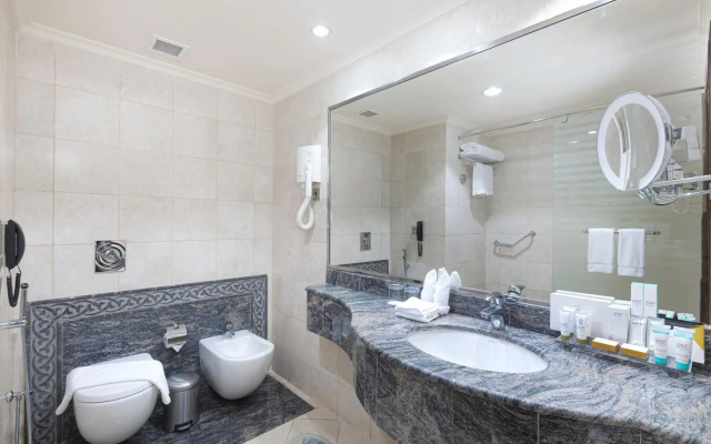 Royal Inn Al-Nokhba Hotel