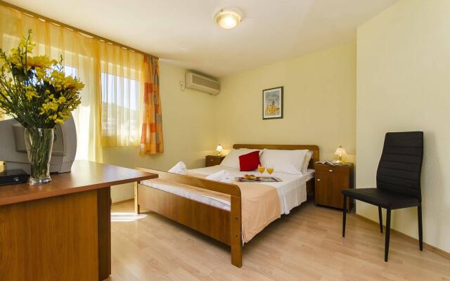 Villa Jadran Hotel