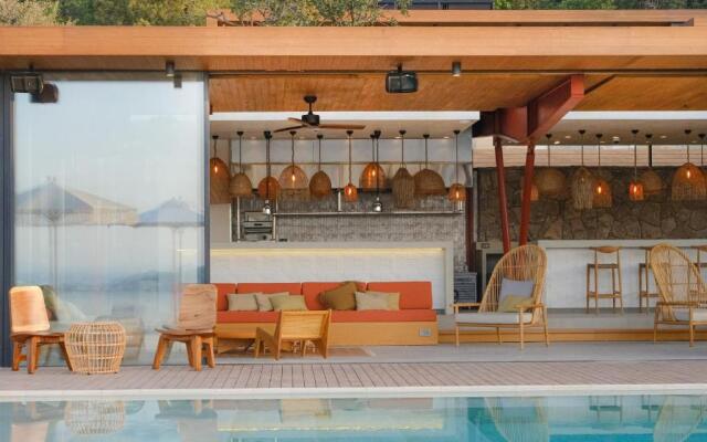 Birdcage 33 Hotel - Adult Only