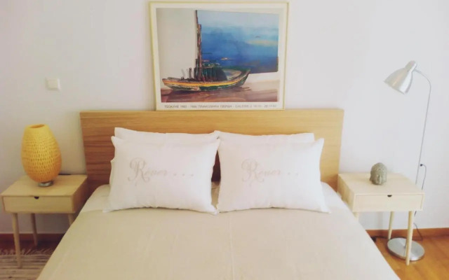 Athens Downtown Boho Apartment 1 min from metro