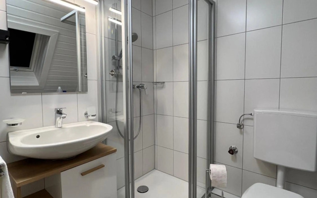 Wohlfühl Loft - Seenähe, Netflix, Boxspringbett, Küche