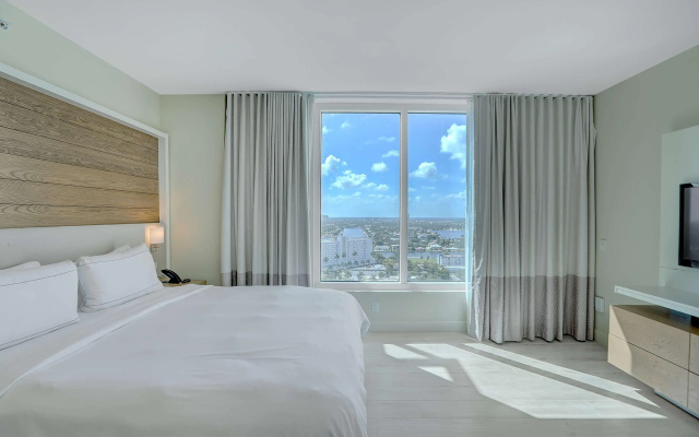 Beach House Fort Lauderdale, A Hilton Resort