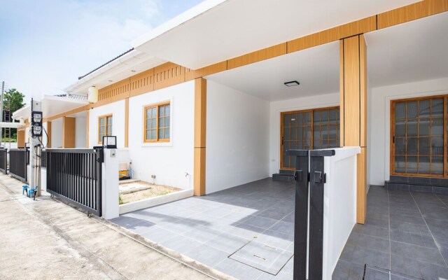 Japanese Style Villa Sunrise Garden B190