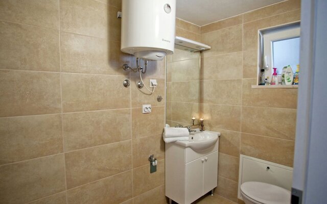 Attractive Apartment in Dubrovnik With Balcony and Parking