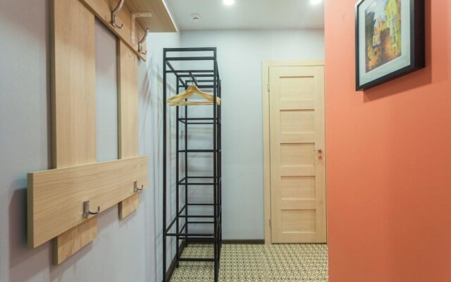 Apartment on Razyezzhaya