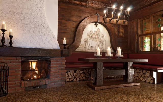 Hotel Zur Burg