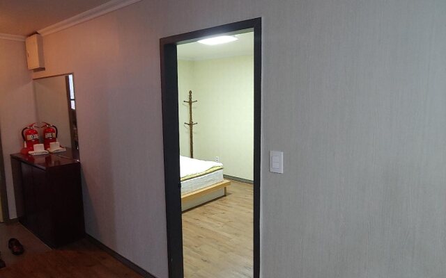 Healingnsajo resort Chungju Suanbo