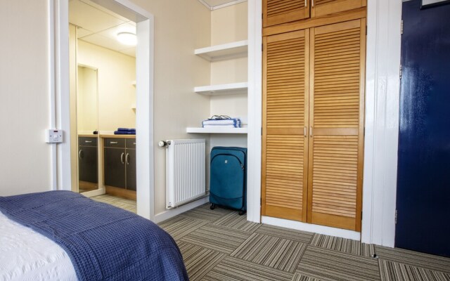 Belmont Apartments and Rooms