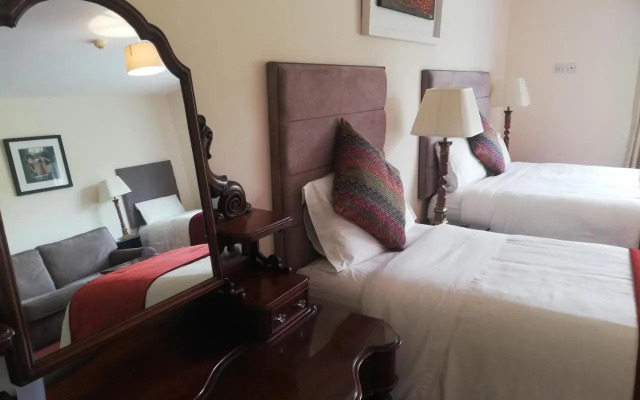 O'Sheas Ceol na hAbhann, Apartment