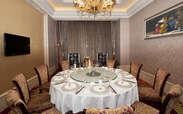 Best Western Sanhe Grand Hotel