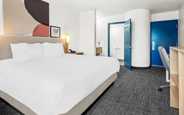 Spark by Hilton Oxford