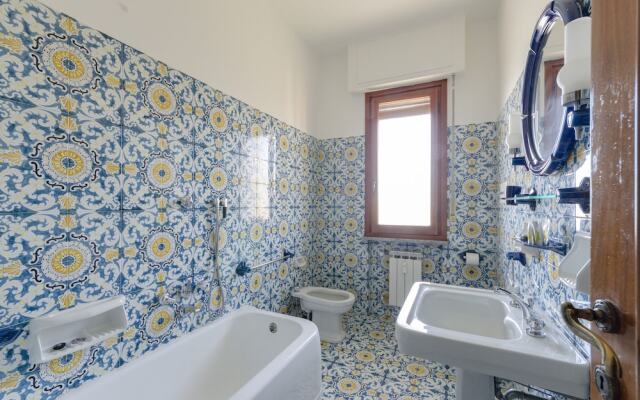 JOIVY Front Sea Apt With Big Terrace In Chiavari