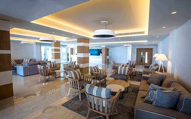 Evalena Beach Hotel Apartments