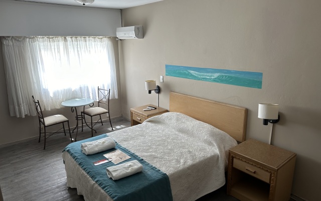 Hotel Azul by MH