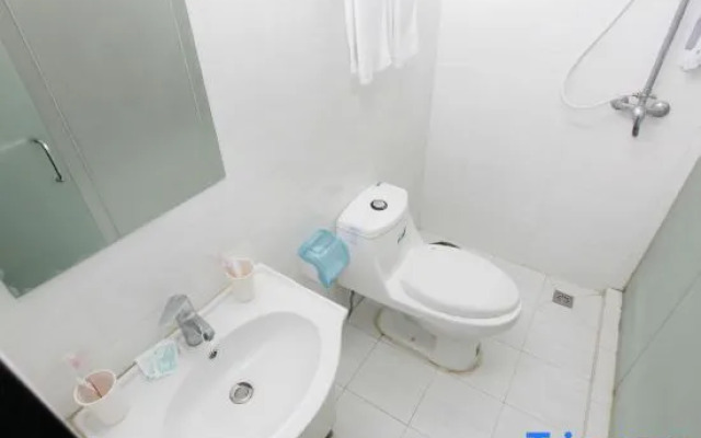 9ju Hotel (Nanjing South Station Shuanglong Avenue Branch)