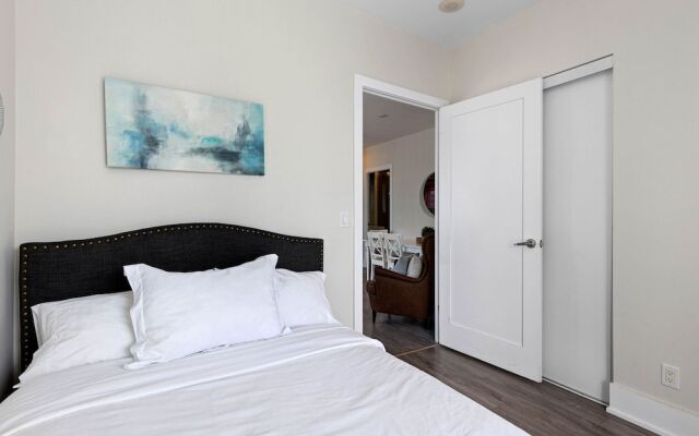 Applewood Suites - CN Tower & Convention