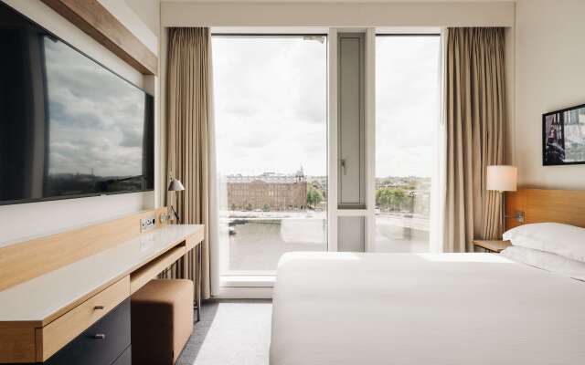 DoubleTree by Hilton Amsterdam Centraal Station