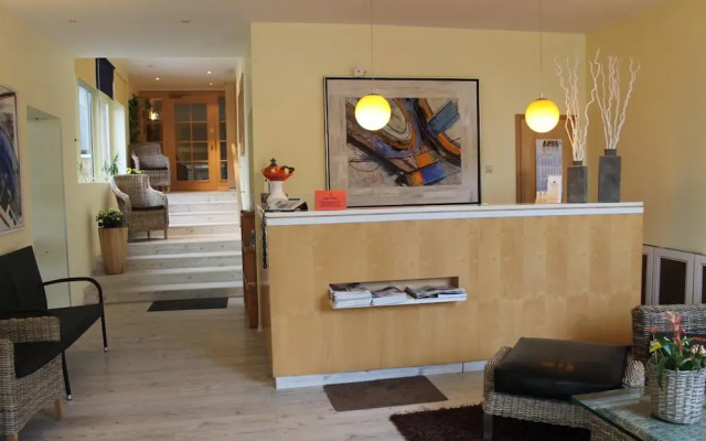 Mimosa Hotel