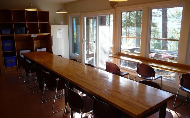 HI Canmore Alpine Club Of Canada