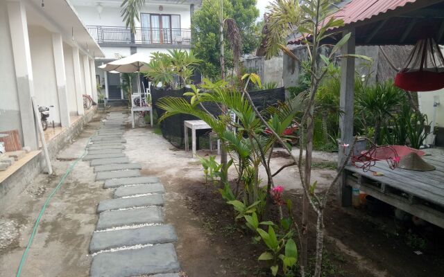 Palm Trees Villas