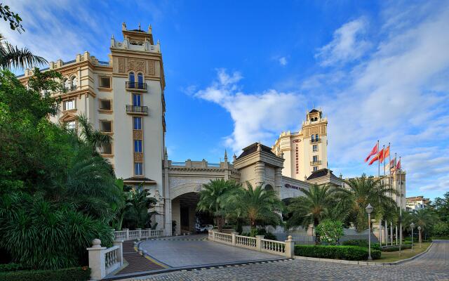 Crowne Plaza Resort Sanya Bay, an IHG Hotel