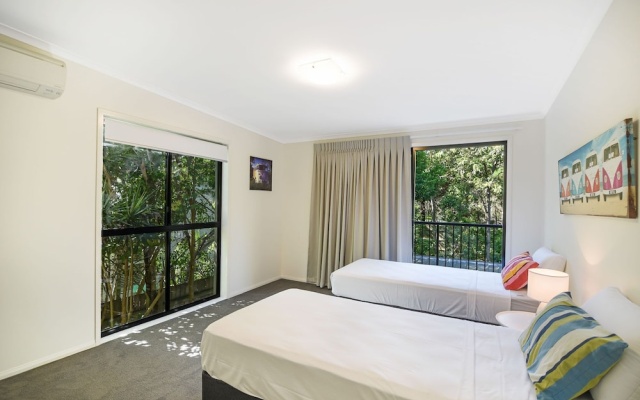 Home Away From Home, 38 Redwood Avenue, Marcus Beach, Noosa Area – Guest Rooms – Marcus Beach