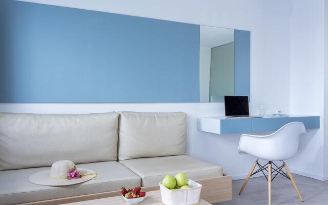 Alti Santorini Suites
