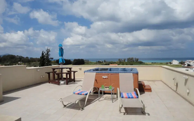 Stunning 2-bed Apartment in Poli Crysochous