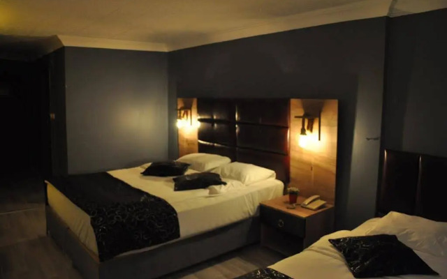 Grand Gold Hotel