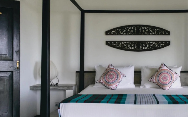 Poya Villa Ahangama by Sunsessions