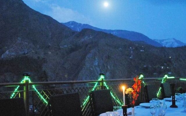 Moon Walk Residency