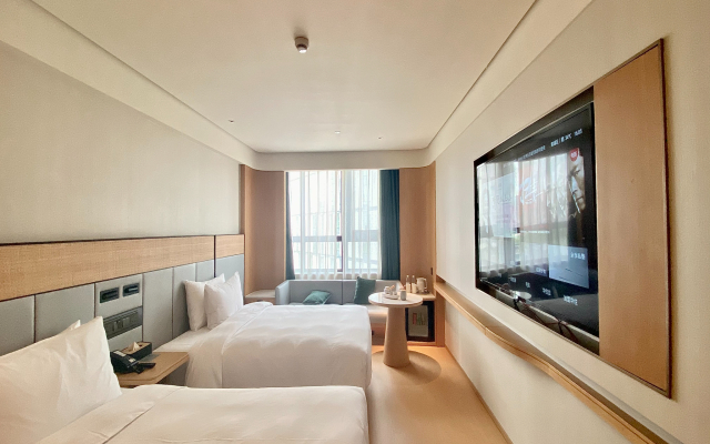 Ji Hotel Shanghai People's Square Fujian Middle Road