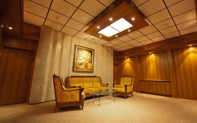 Jolly Alon Hotel