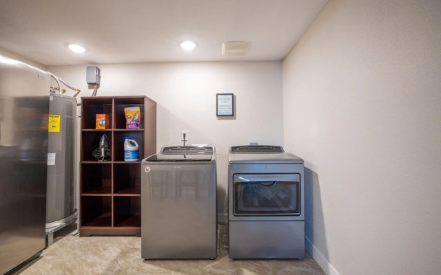 Scottsdale Osborn 3 Bedroom Home by RedAwning